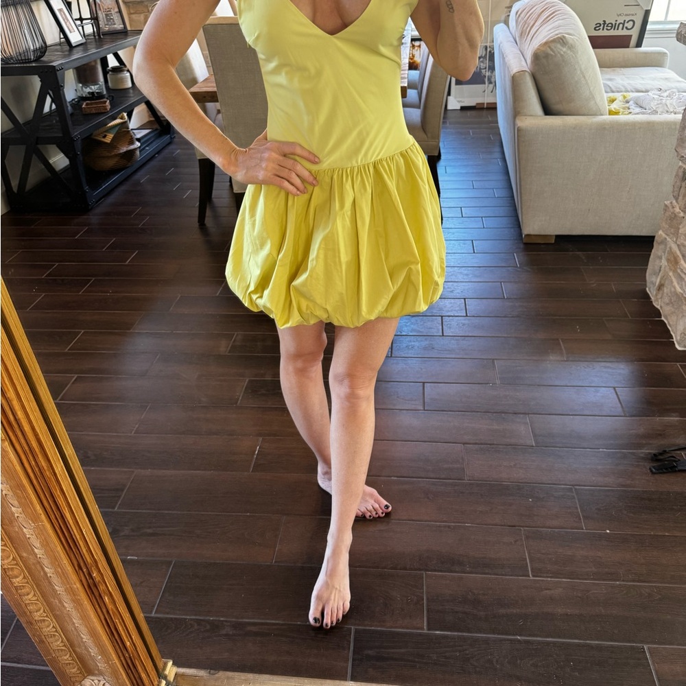 Zara Yellow Mini Sundress with Ruched Plunge Neckline and Sleeveless Design